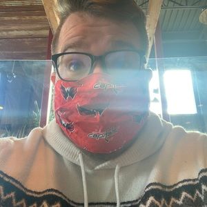 Meet your Posher, Adam